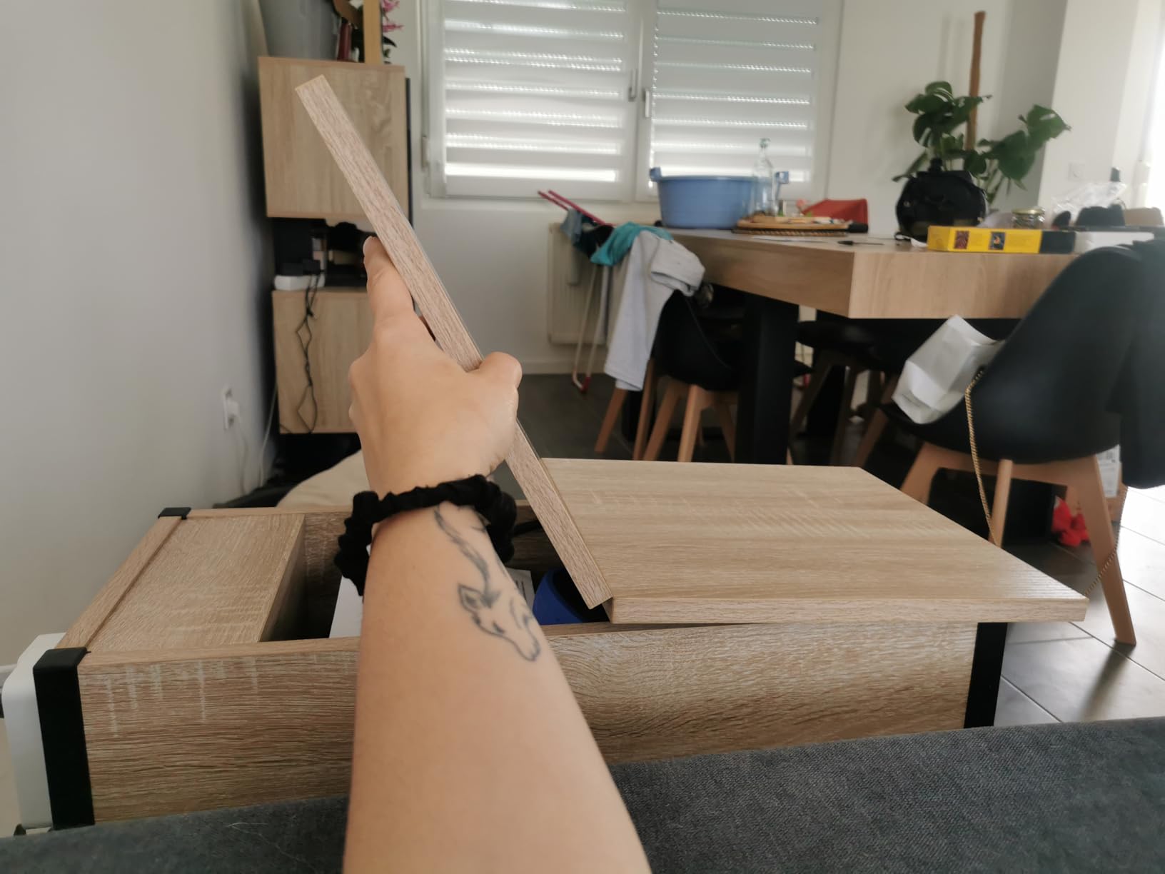Stabil am Sofa
