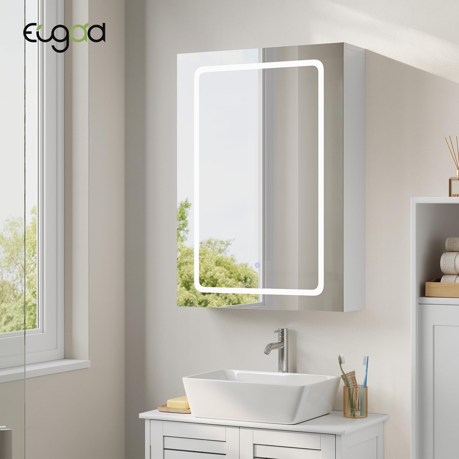 eugad-spiegelschrank-50x70-cm-led-wei-mit-steckdose image 2